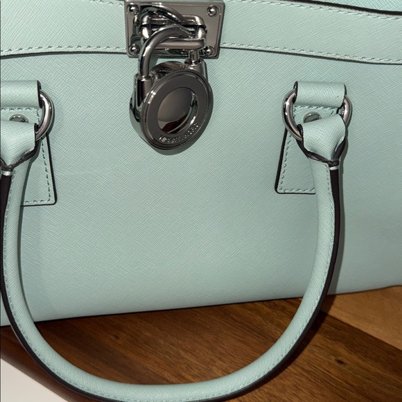 NWOT Authentic Michael Kors Hamilton East West Celadon Satchel - Picture 6 of 13